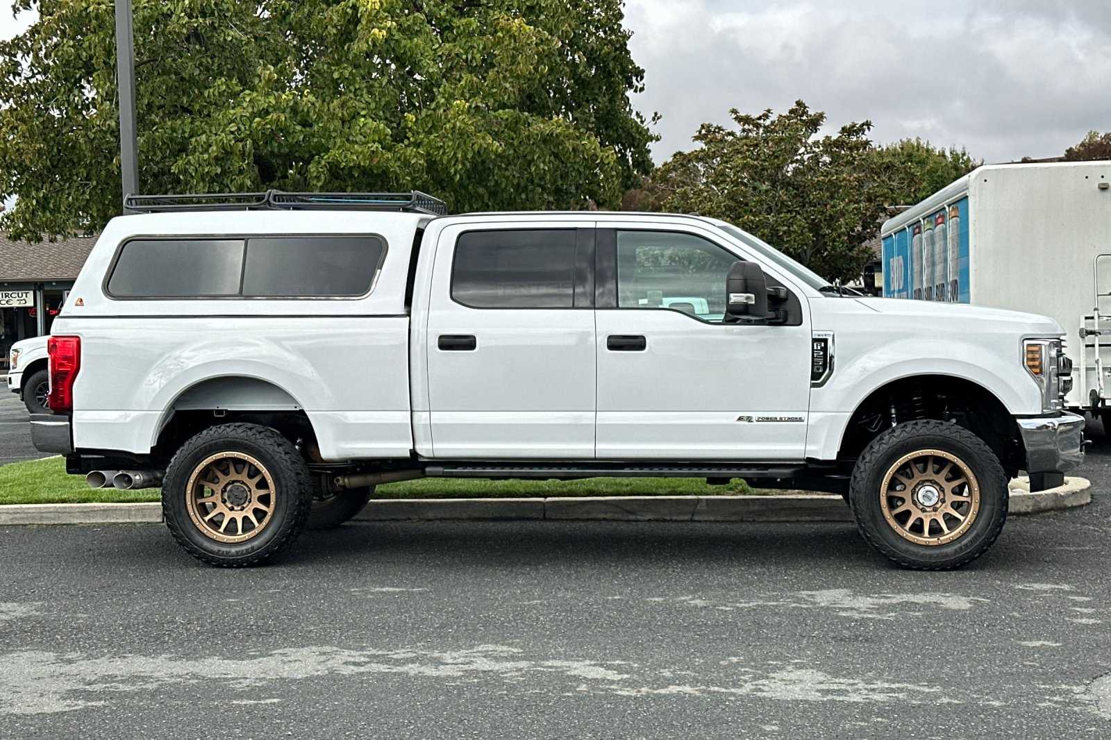 2018 Ford F-250 photo 3