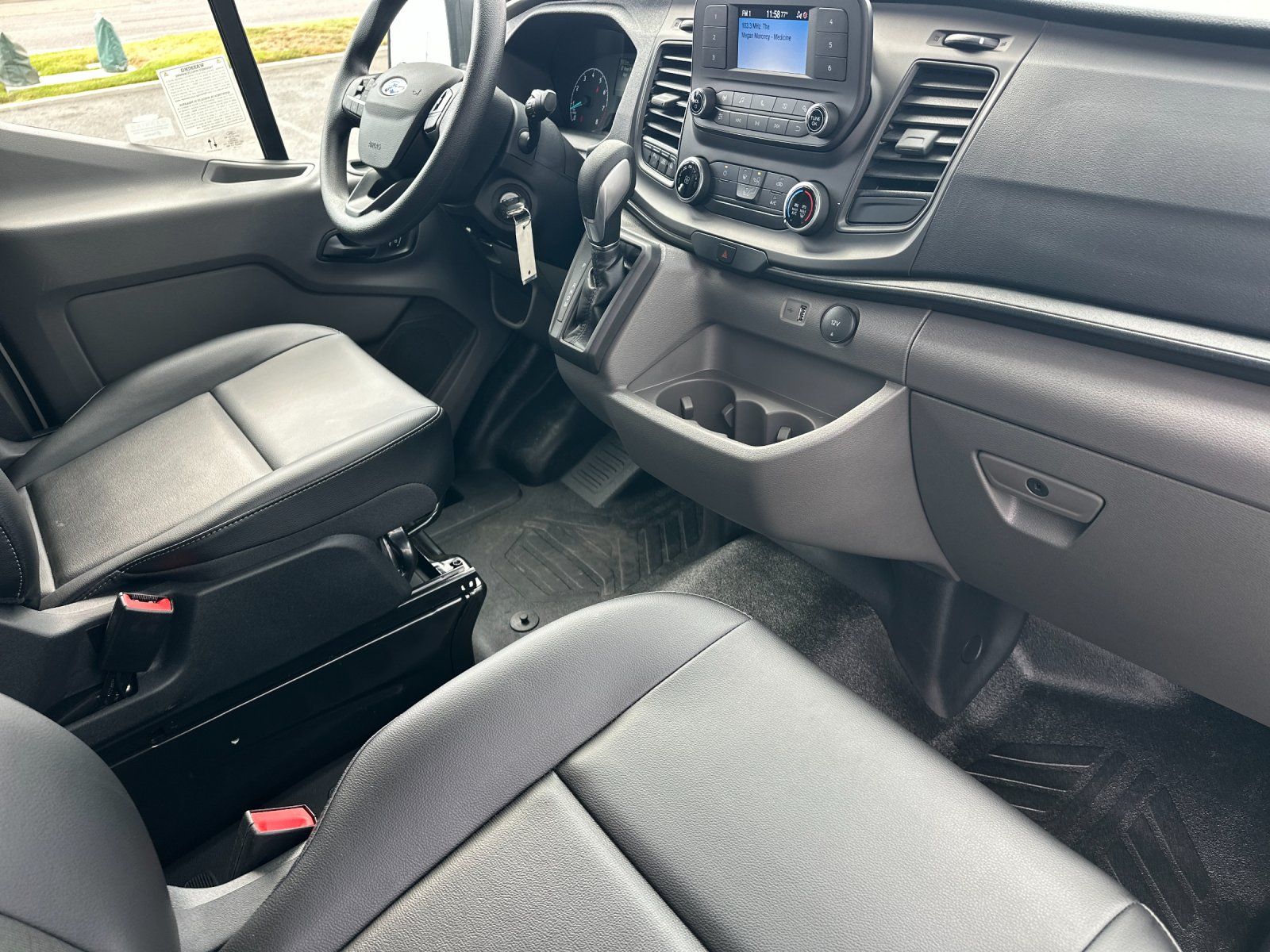 2025 Ford Transit Van Base - Photo 13