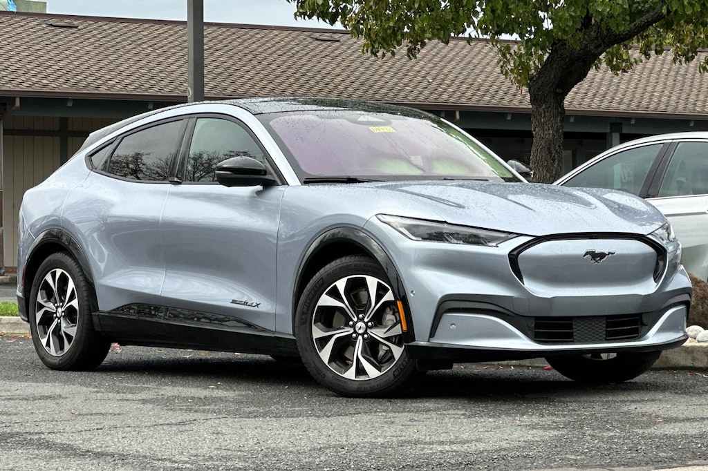 Used 2022 Ford Mustang Mach-E Premium SUV