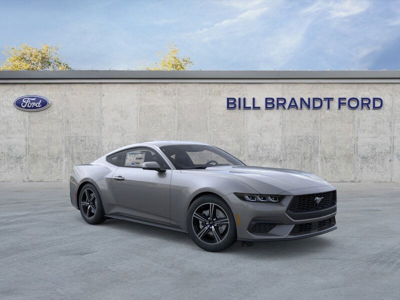 2025 Ford Mustang EcoBoost photo 2