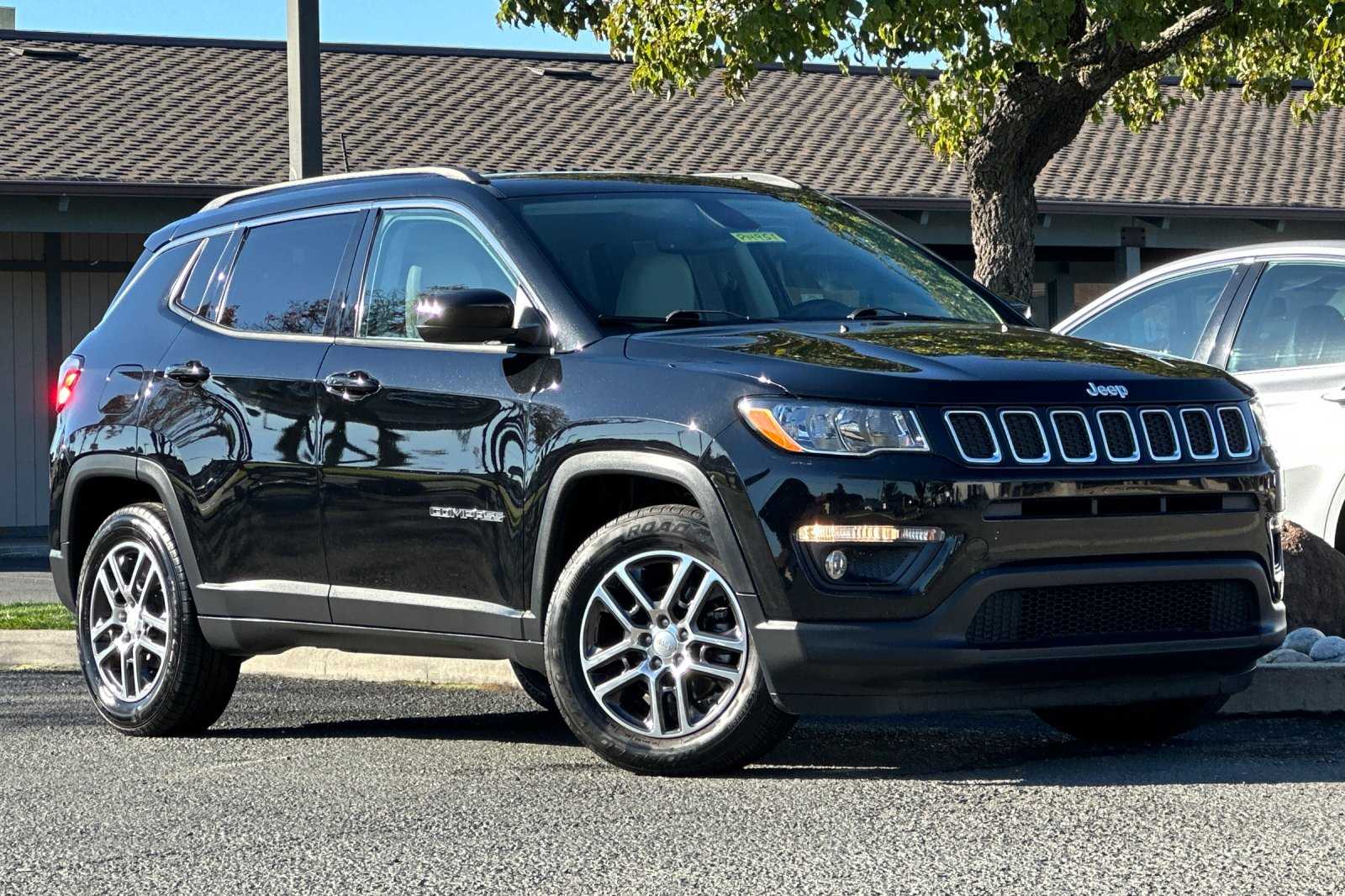 Used 2018 Jeep Compass Sun & Wheel with VIN 3C4NJCBB2JT500295 for sale in Brentwood, CA