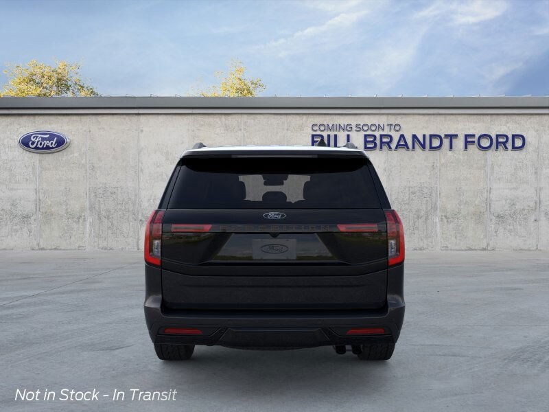 2025 Ford Expedition photo 2