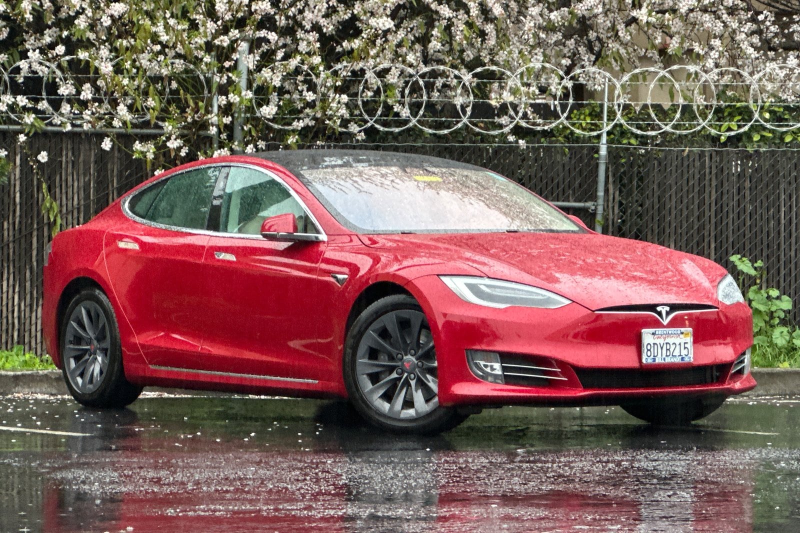 Used 2018 Tesla Model S 75D with VIN 5YJSA1E24JF247630 for sale in Brentwood, CA