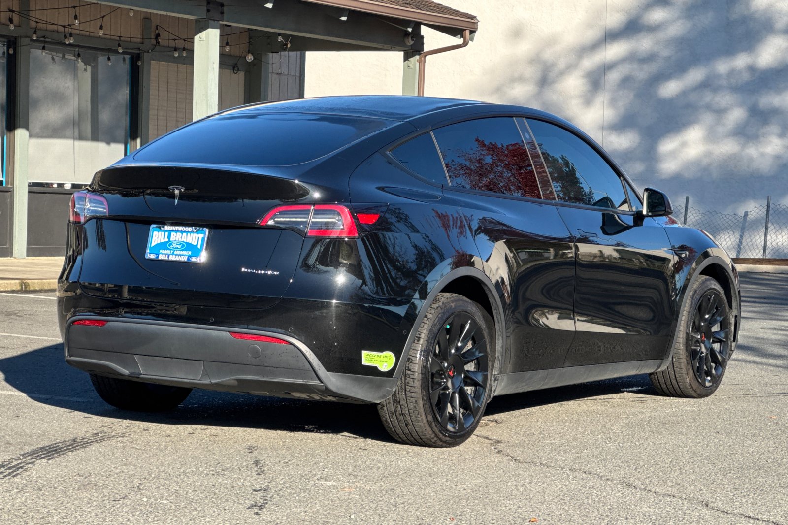 2021 Tesla Model Y Long Range photo 3