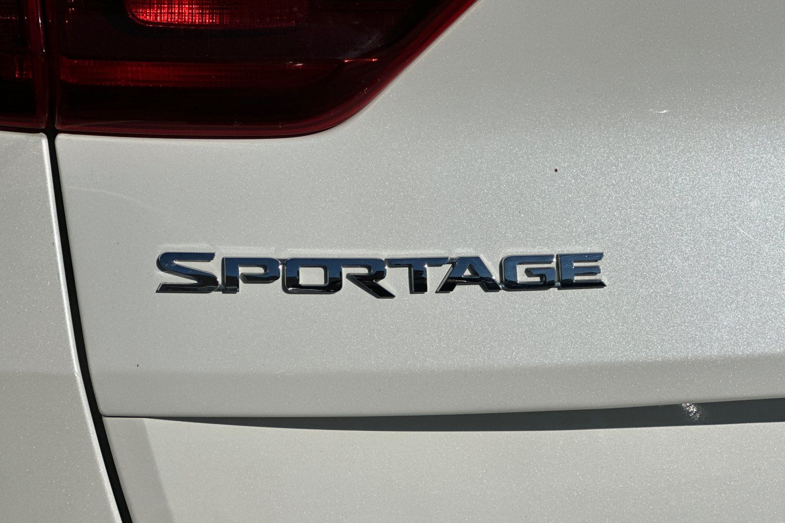 2021 Kia Sportage LX photo 3