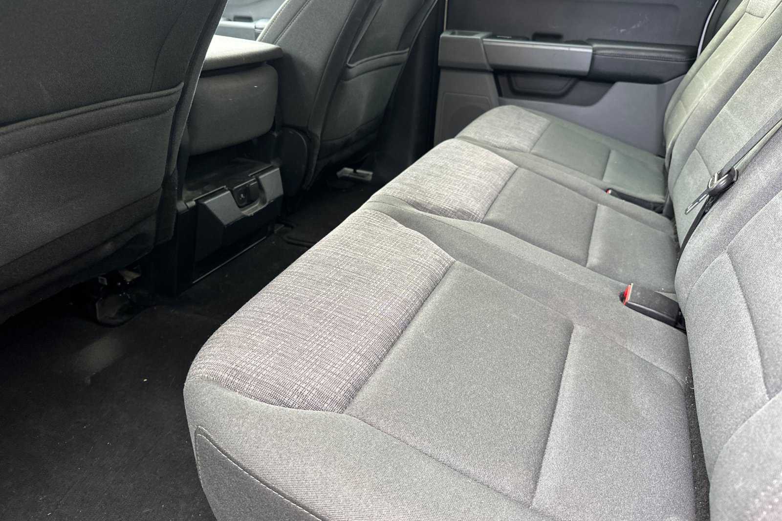 2024 Ford F-250 photo 3