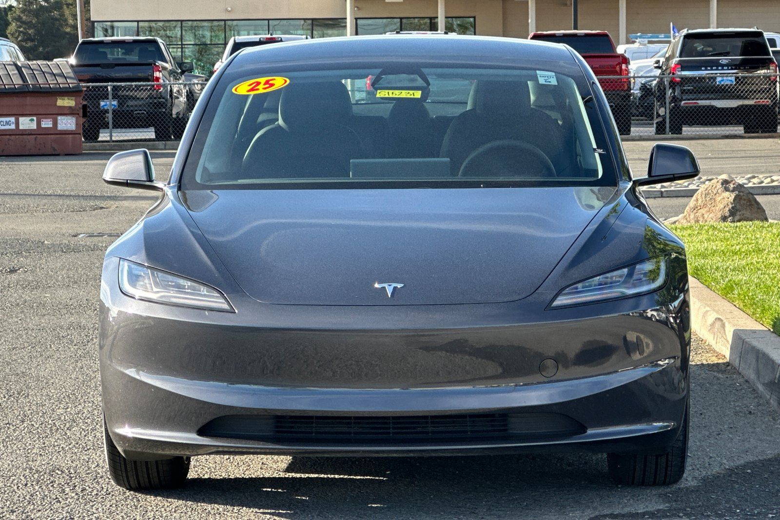 2025 Tesla Model 3 Long Range photo 4