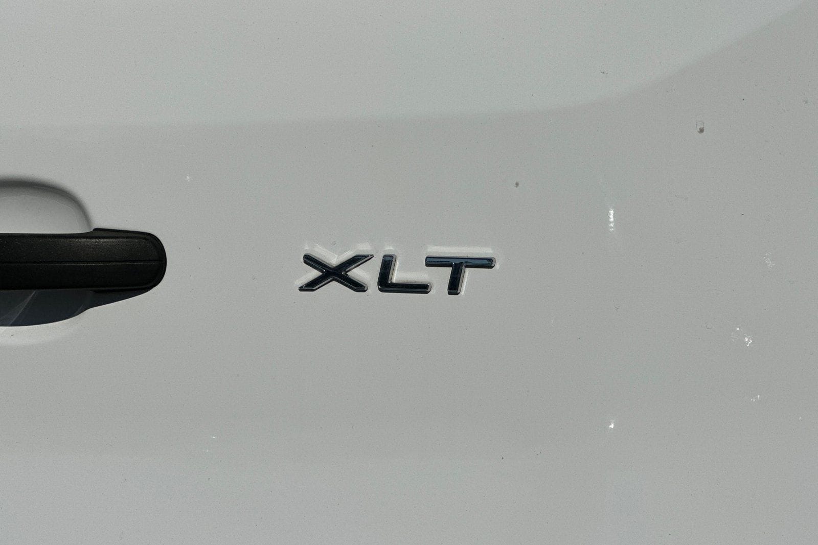 2022 Ford Transit-350 XLT photo 3