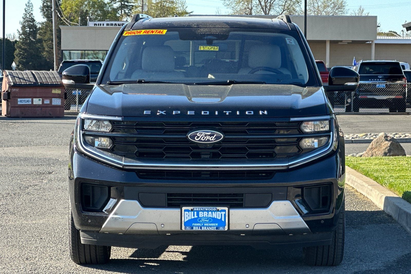 2025 Ford Expedition Max Platinum photo 4