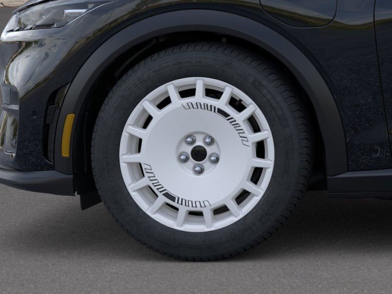 2025 Ford Mustang Mach-E GT - Photo 20