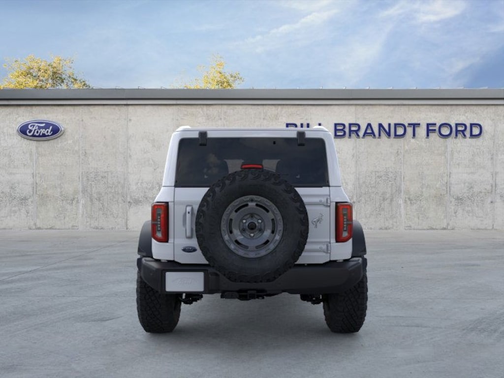 New 2025 Ford Bronco Outer Banks SUV
