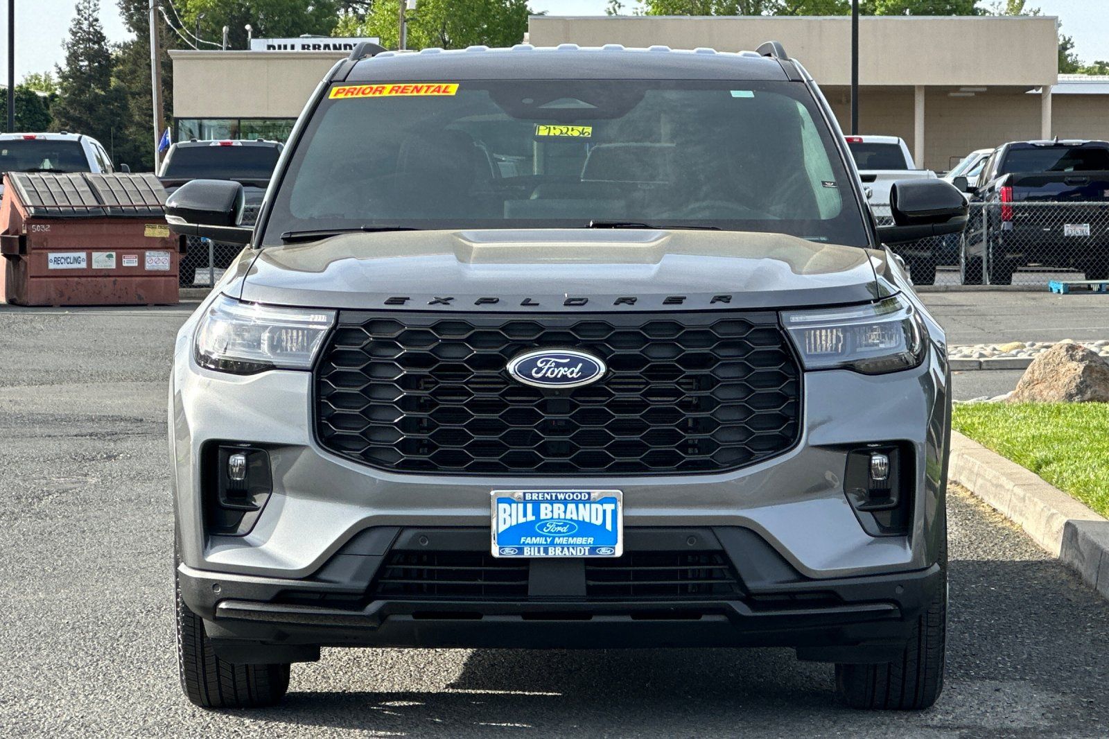 2025 Ford Explorer ST-Line photo 4