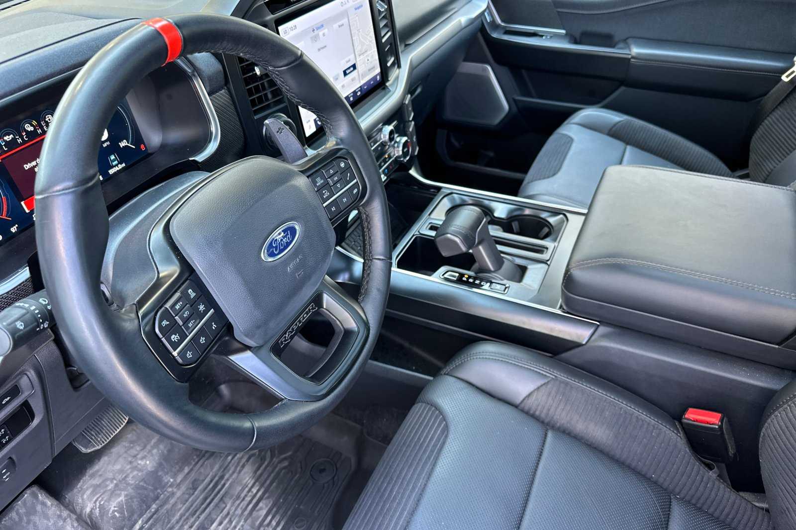 2023 Ford F-150 Raptor photo 2