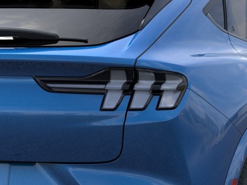 2025 Ford Mustang Mach-E GT - Photo 21