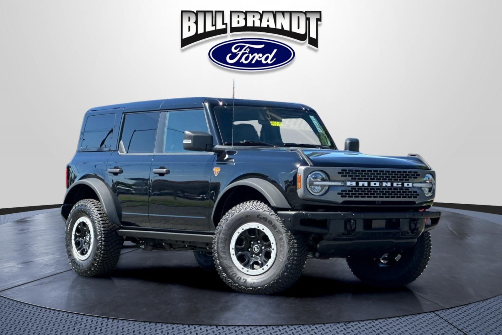 2024 Ford Bronco Badlands 4x4's photo
