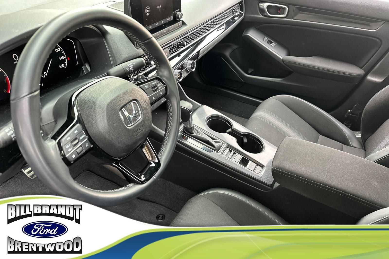 2022 Honda Civic Sport photo 2