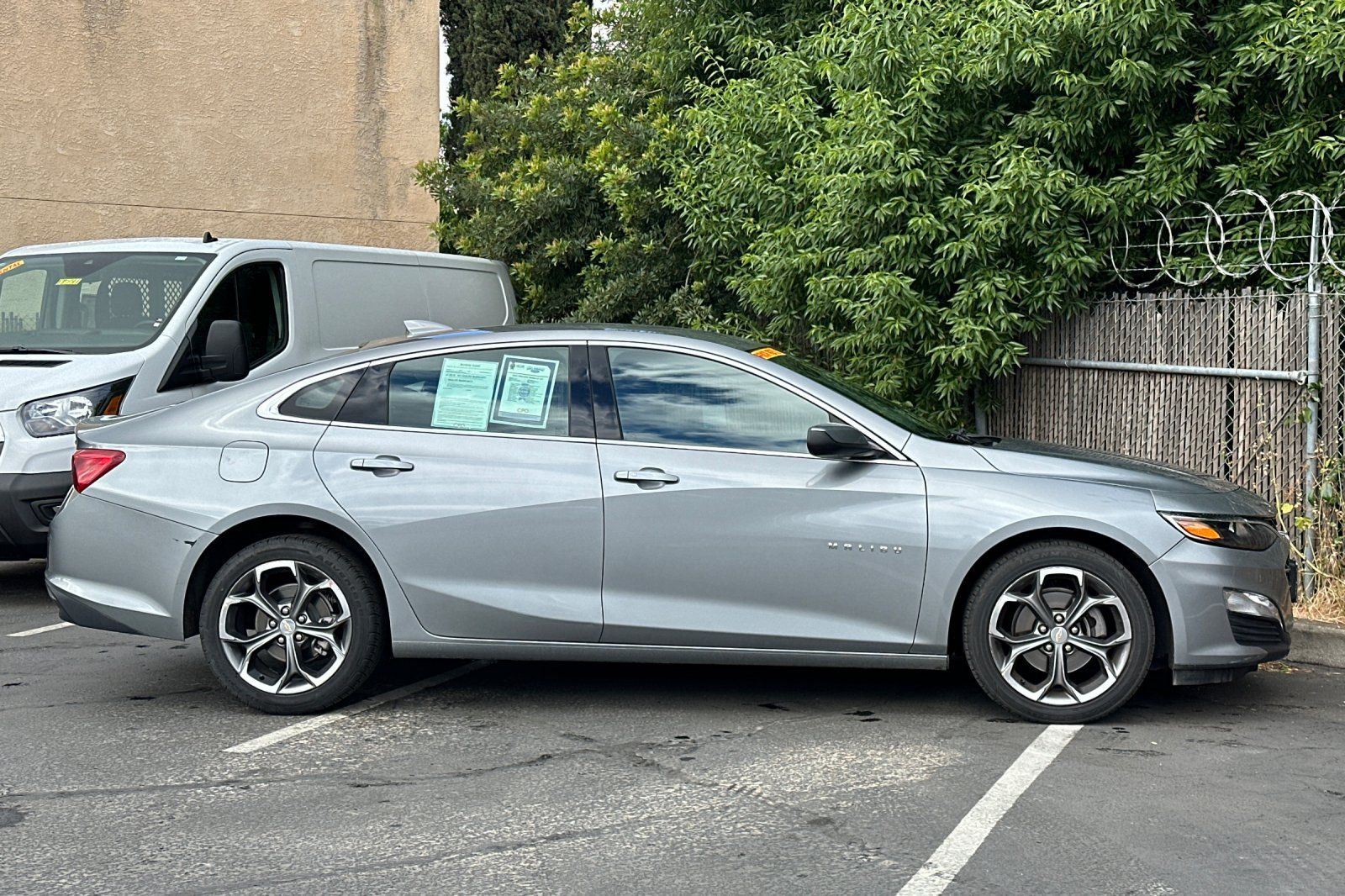 2024 Chevrolet Malibu LT photo 5