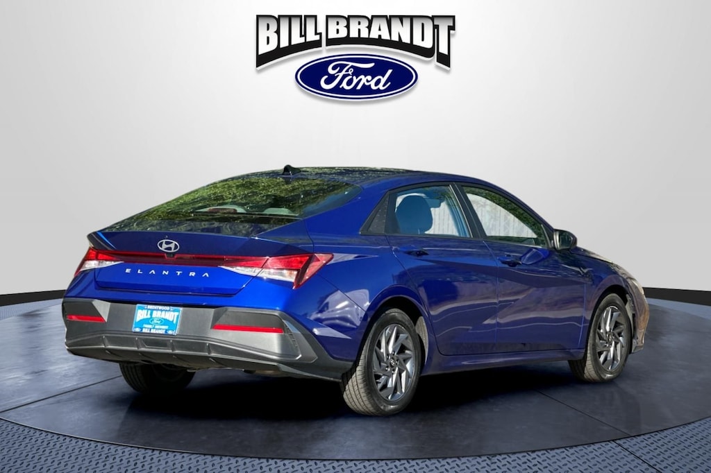 Used 2024 Hyundai Elantra SEL Sedan