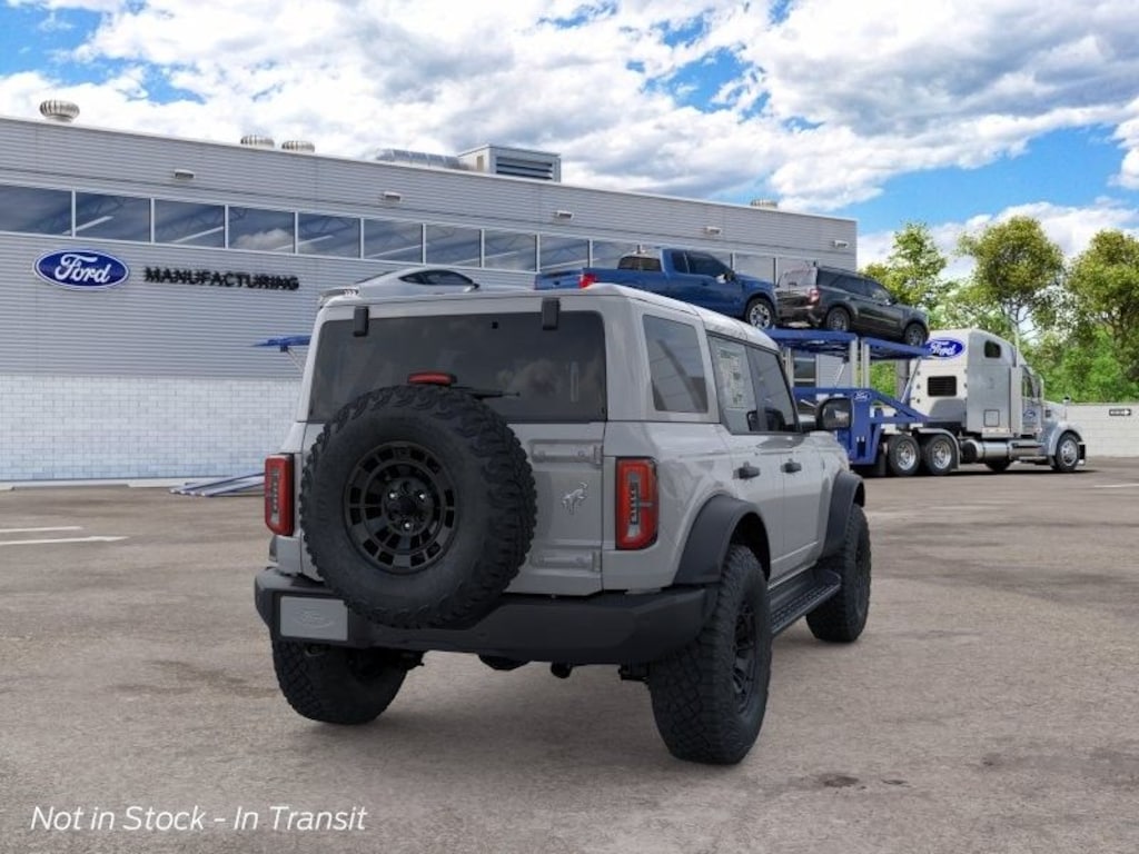 New 2026 Ford Bronco Outer Banks SUV