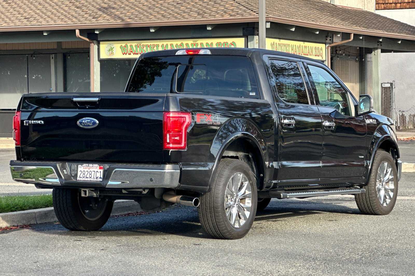 2017 Ford F-150 Lariat photo 3