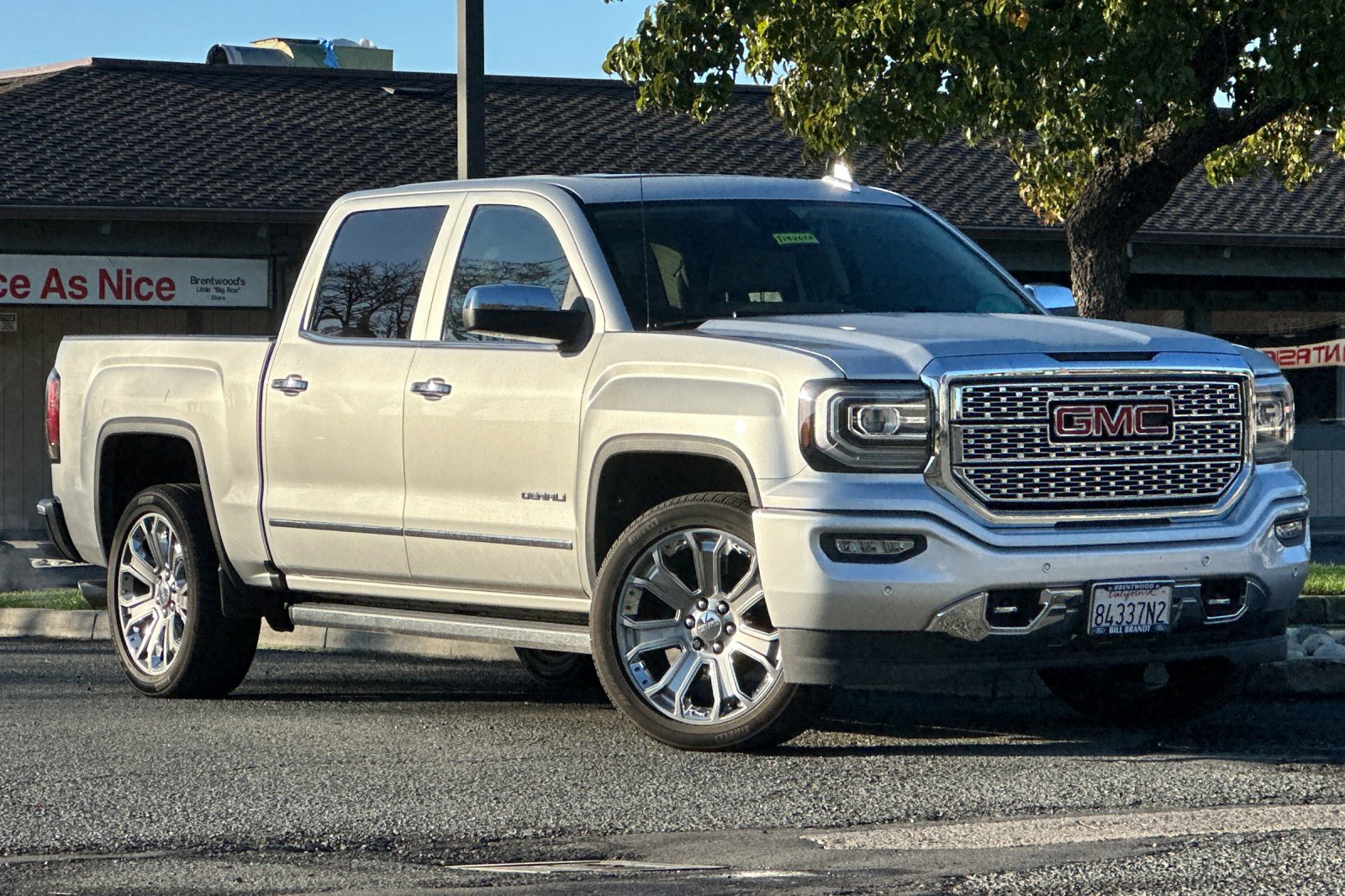 2018 Gmc Sierra 1500 Denali photo 2