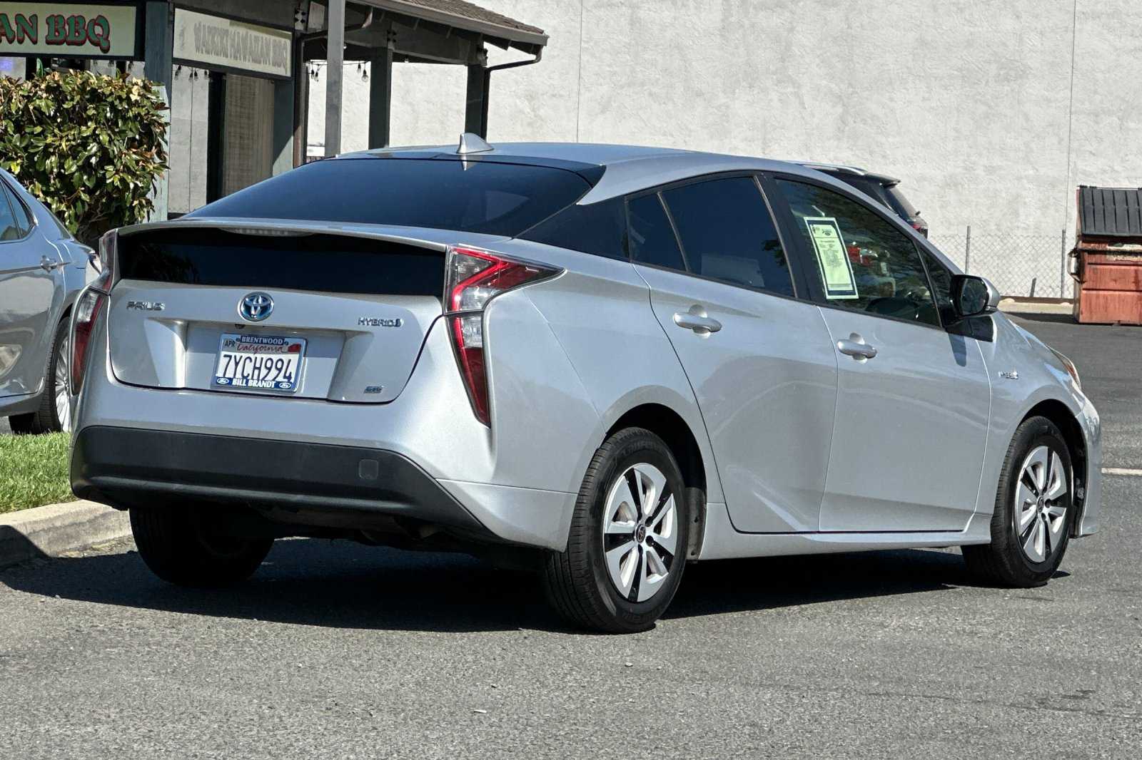 2017 Toyota Prius Two Eco Three Four Touring photo 3