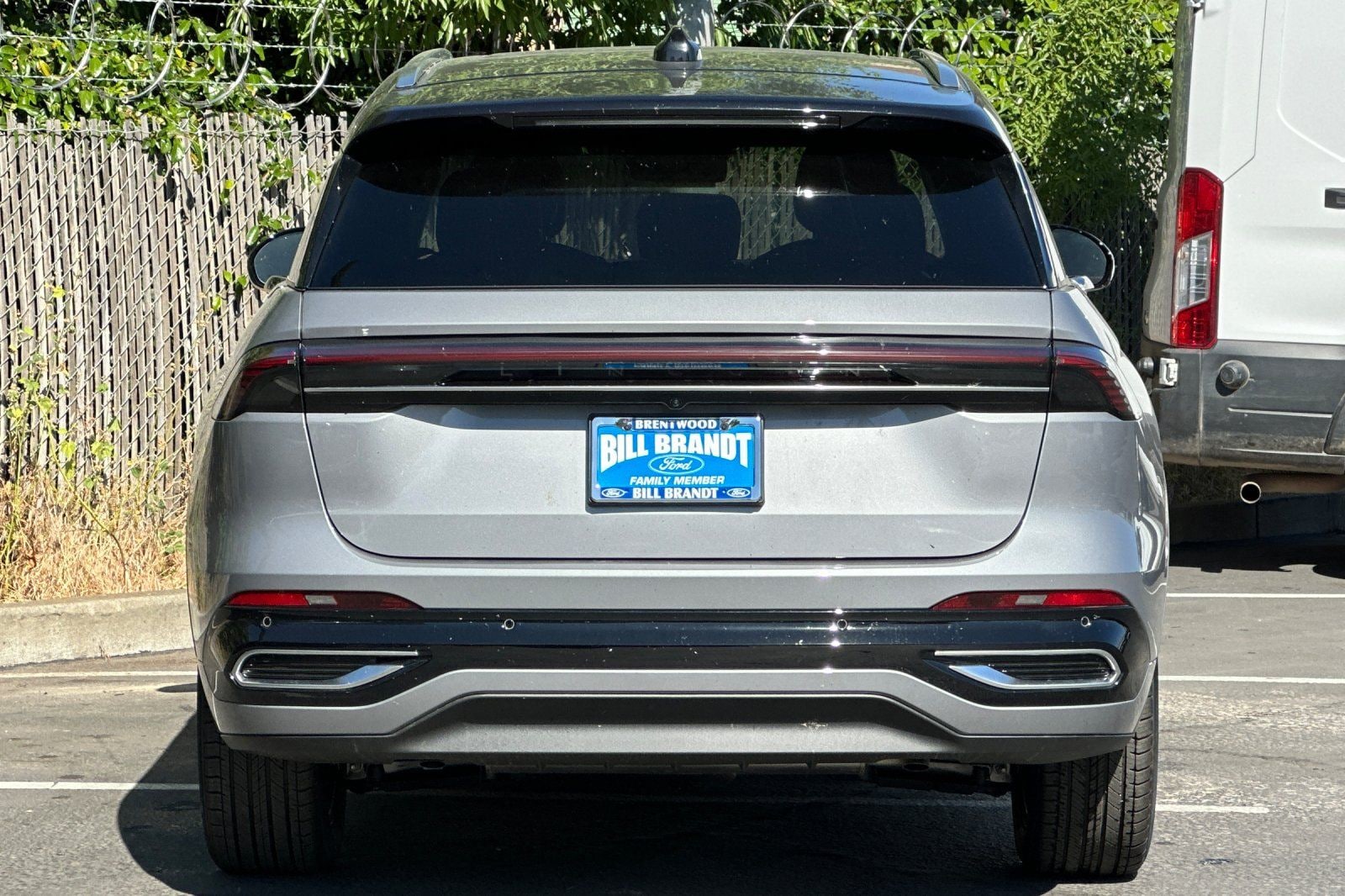 2025 Lincoln Nautilus Reserve photo 6