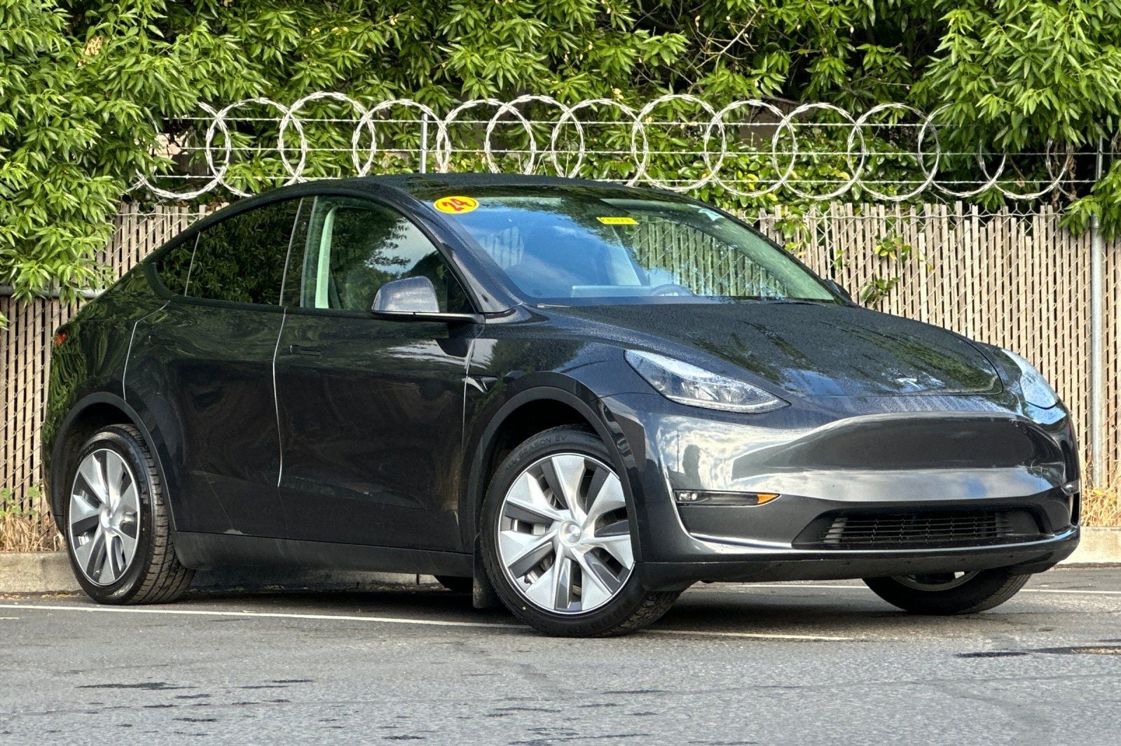 Used 2024 Tesla Model Y Long Range with VIN 7SAYGDEE5RF990896 for sale in Brentwood, CA