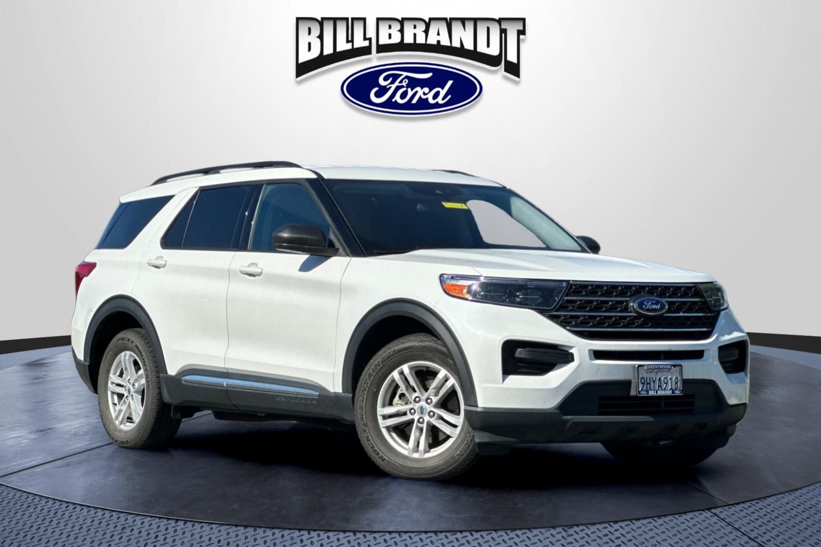 2023 Ford Explorer XLT 4WD's photo