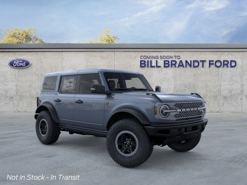2025 Ford Bronco Badlands photo 2