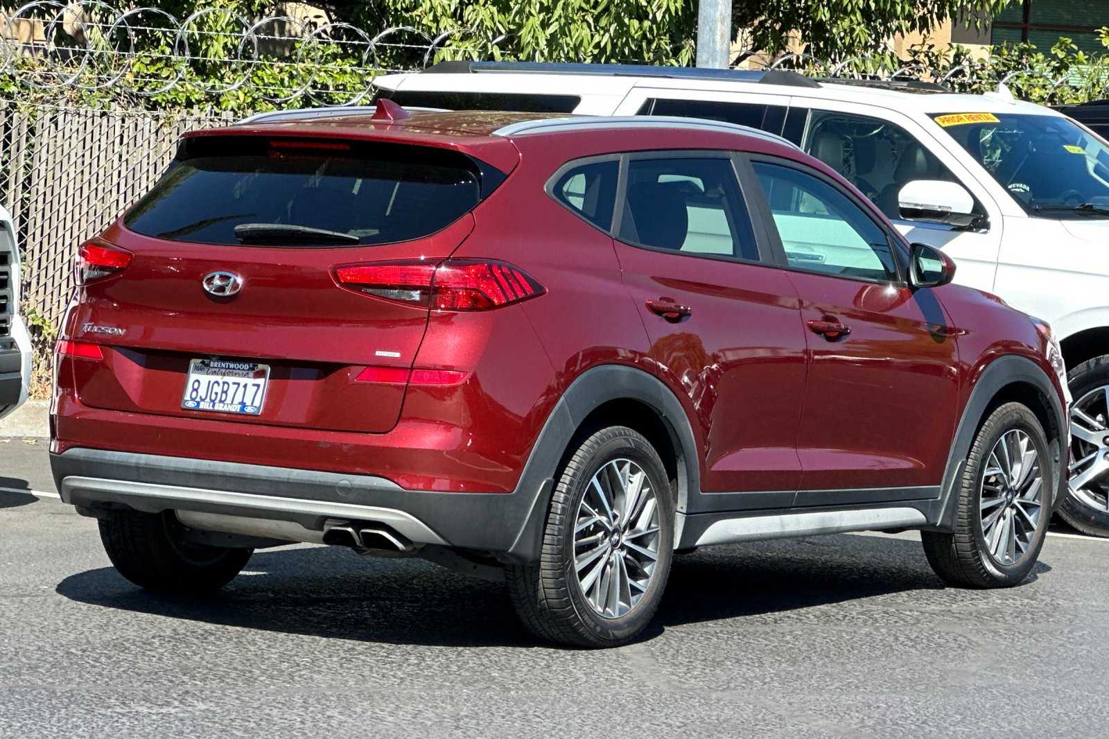 2019 Hyundai Tucson SEL photo 2