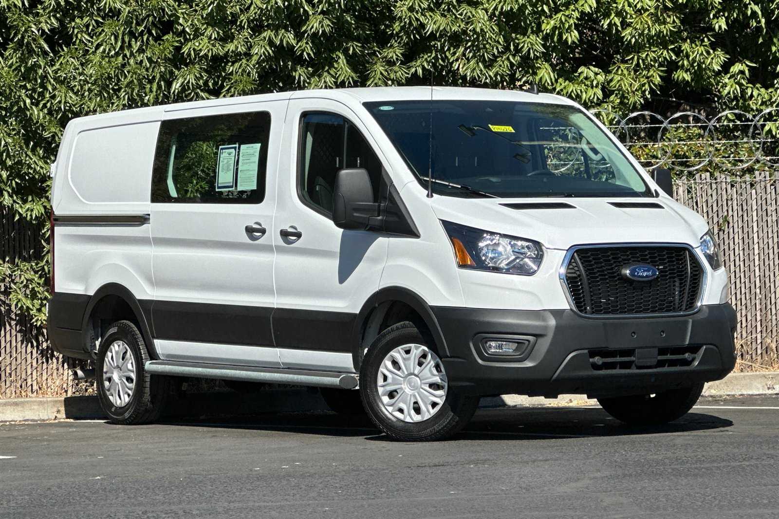 2024 Ford Transit photo 2