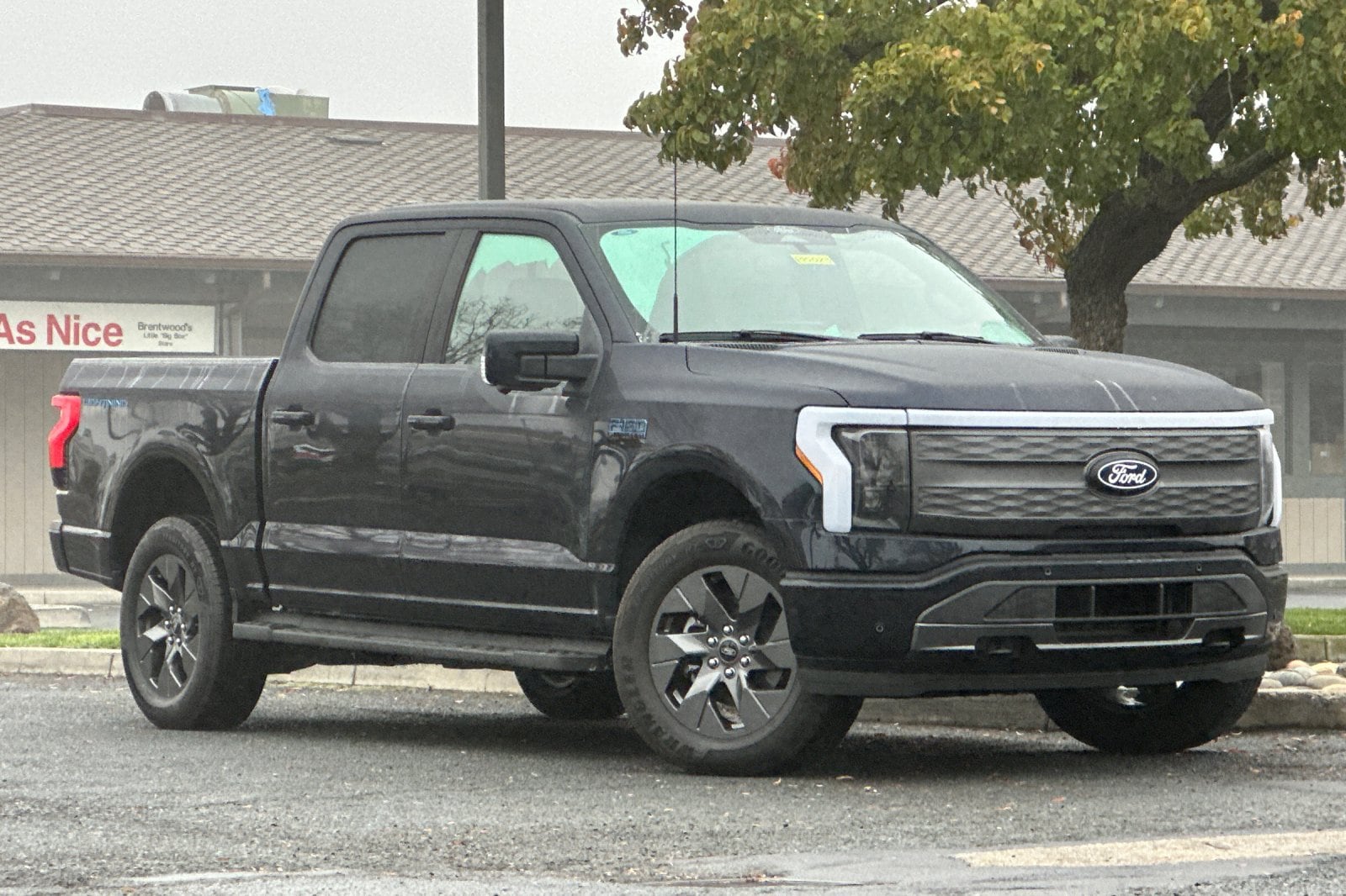 Used 2025 Ford F-150 Lightning Lariat with VIN 1FT6W5L76SWG16252 for sale in Brentwood, CA