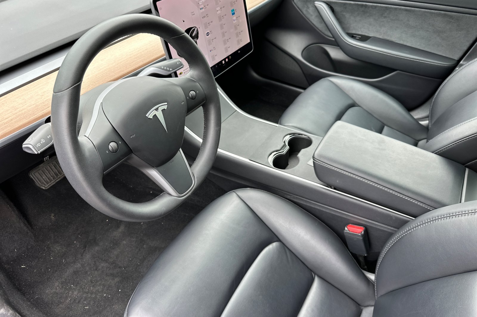 2020 Tesla Model 3 Long Range photo 4