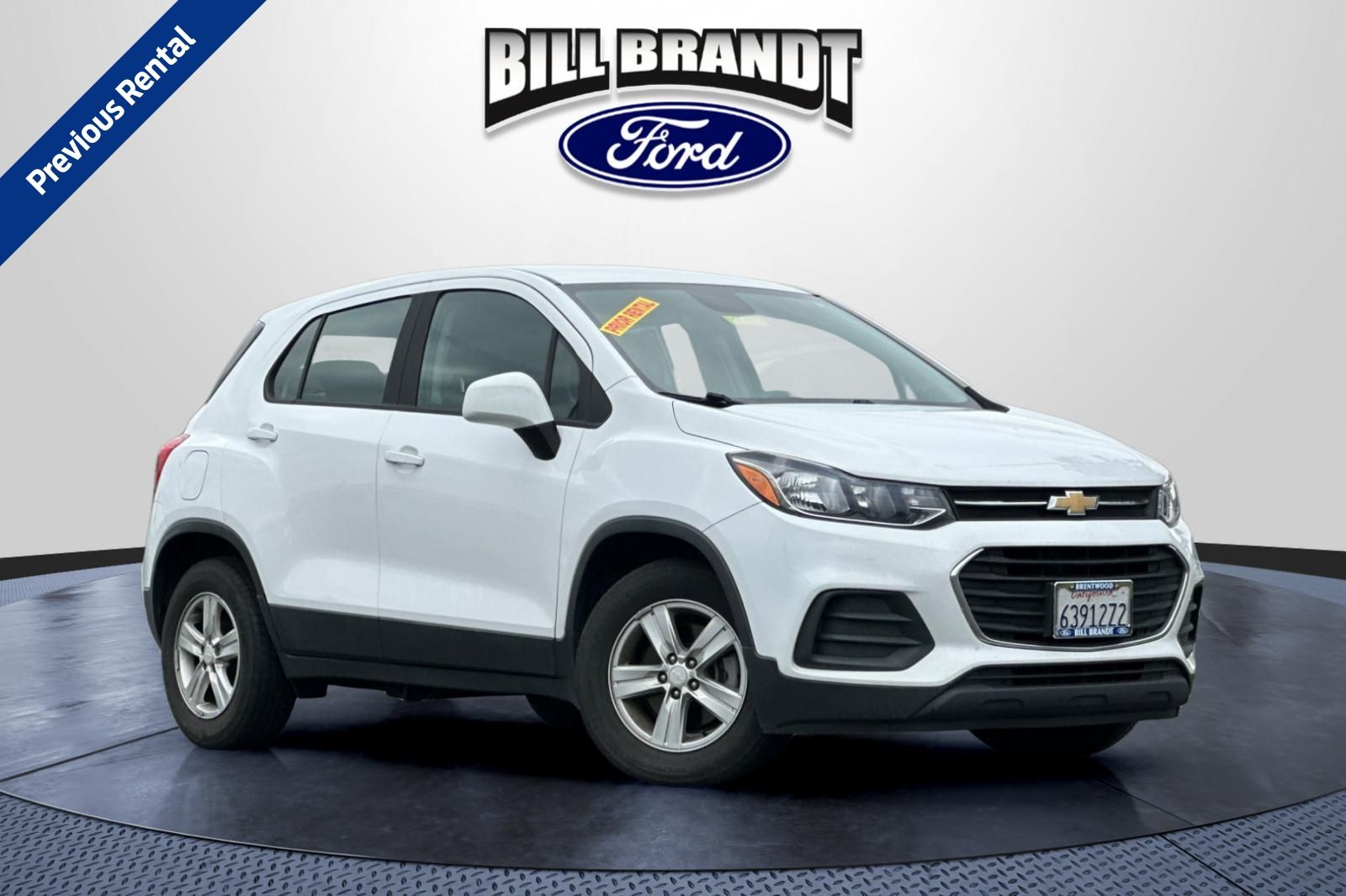 2020 Chevrolet Trax LS's photo