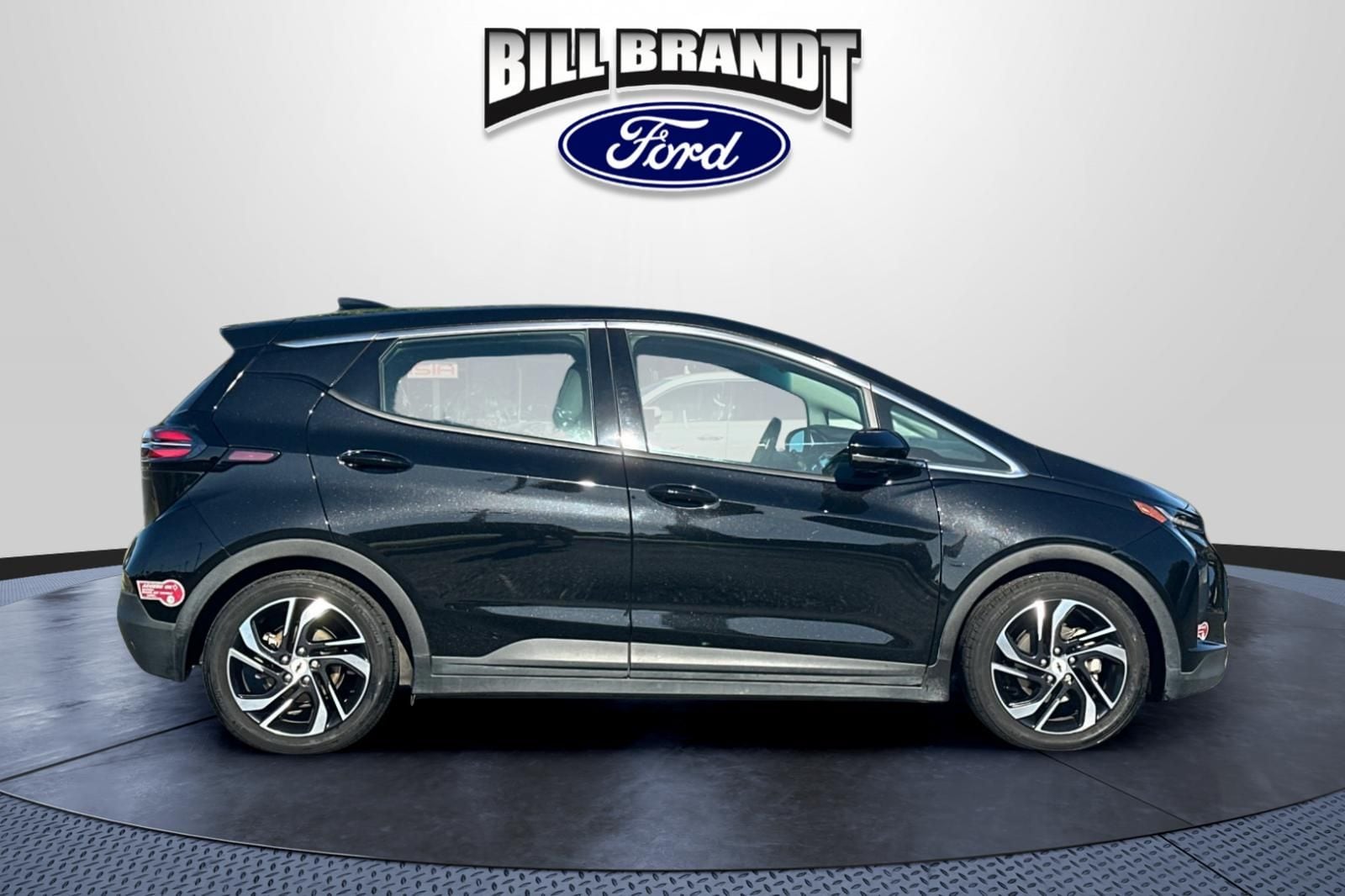 Used 2023 Chevrolet Bolt EV 2LT with VIN 1G1FX6S07P4169224 for sale in Brentwood, CA