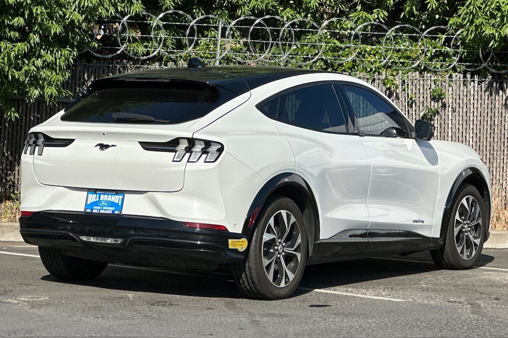 Used 2021 Ford Mustang Mach-E Premium SUV