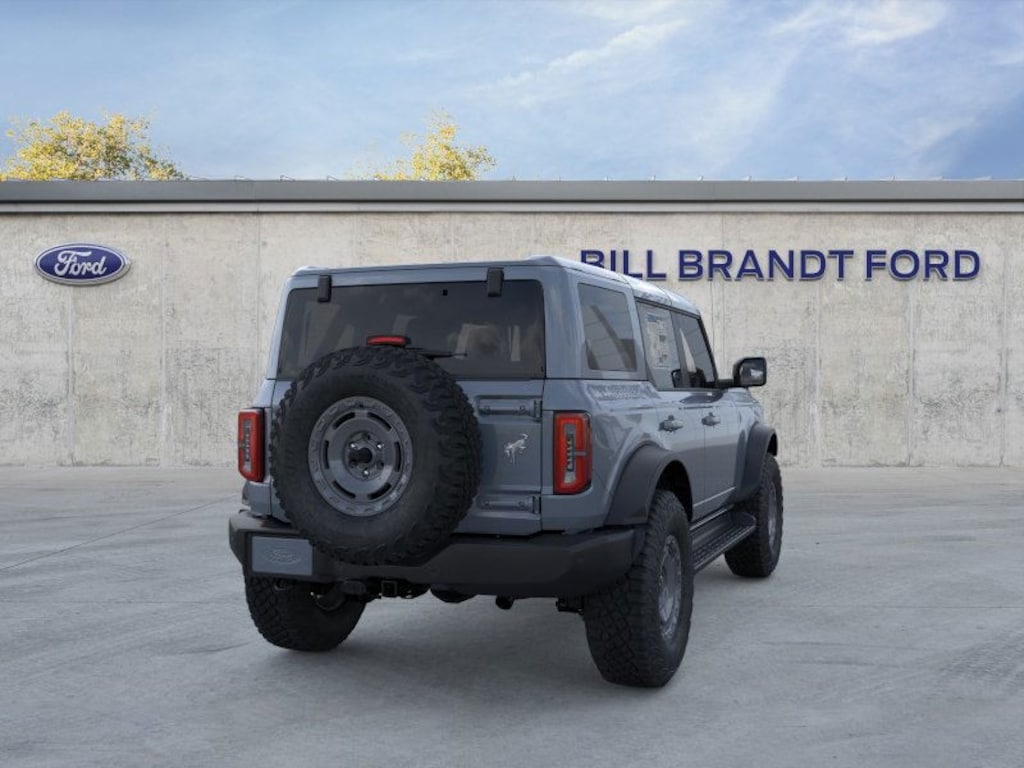 New 2025 Ford Bronco Outer Banks SUV
