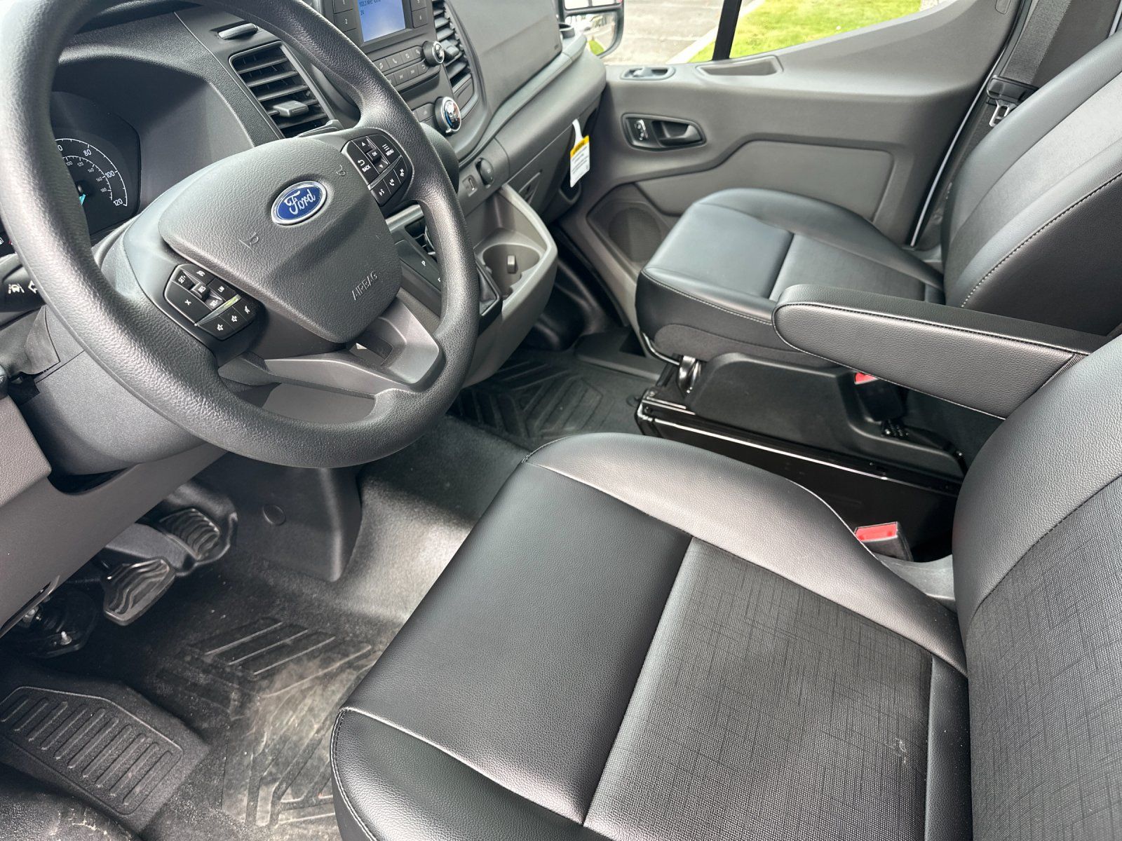2025 Ford Transit Van Base - Photo 9