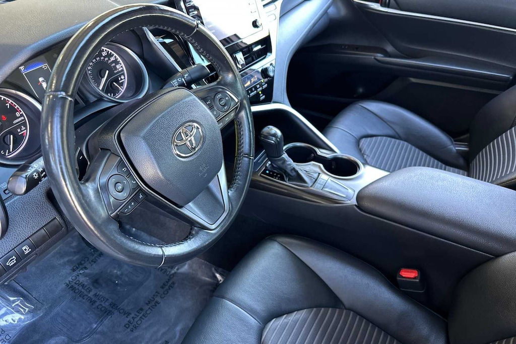 Used 2022 Toyota Camry SE Sedan