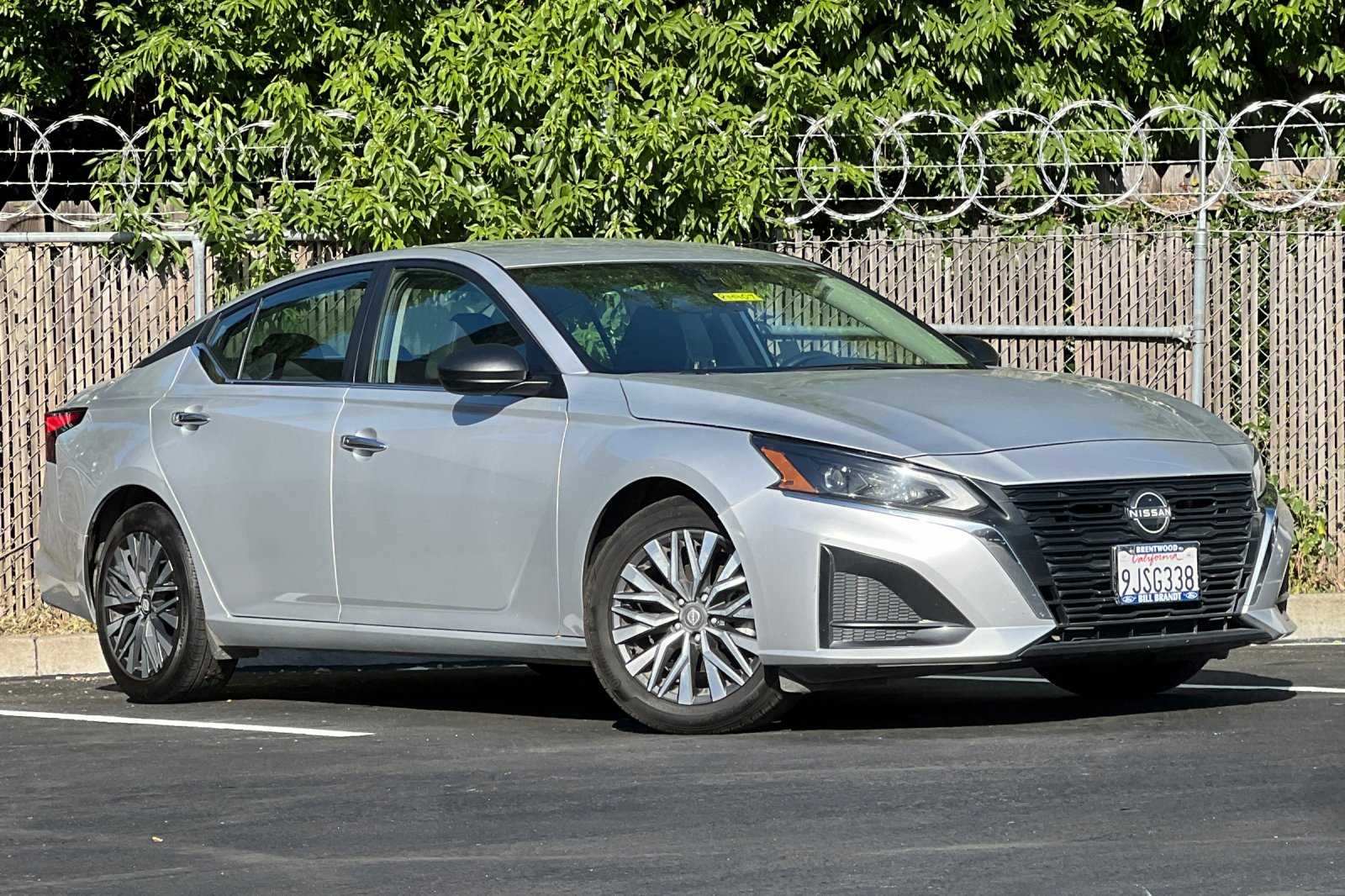 Used 2024 Nissan Altima SV with VIN 1N4BL4DV9RN324681 for sale in Brentwood, CA