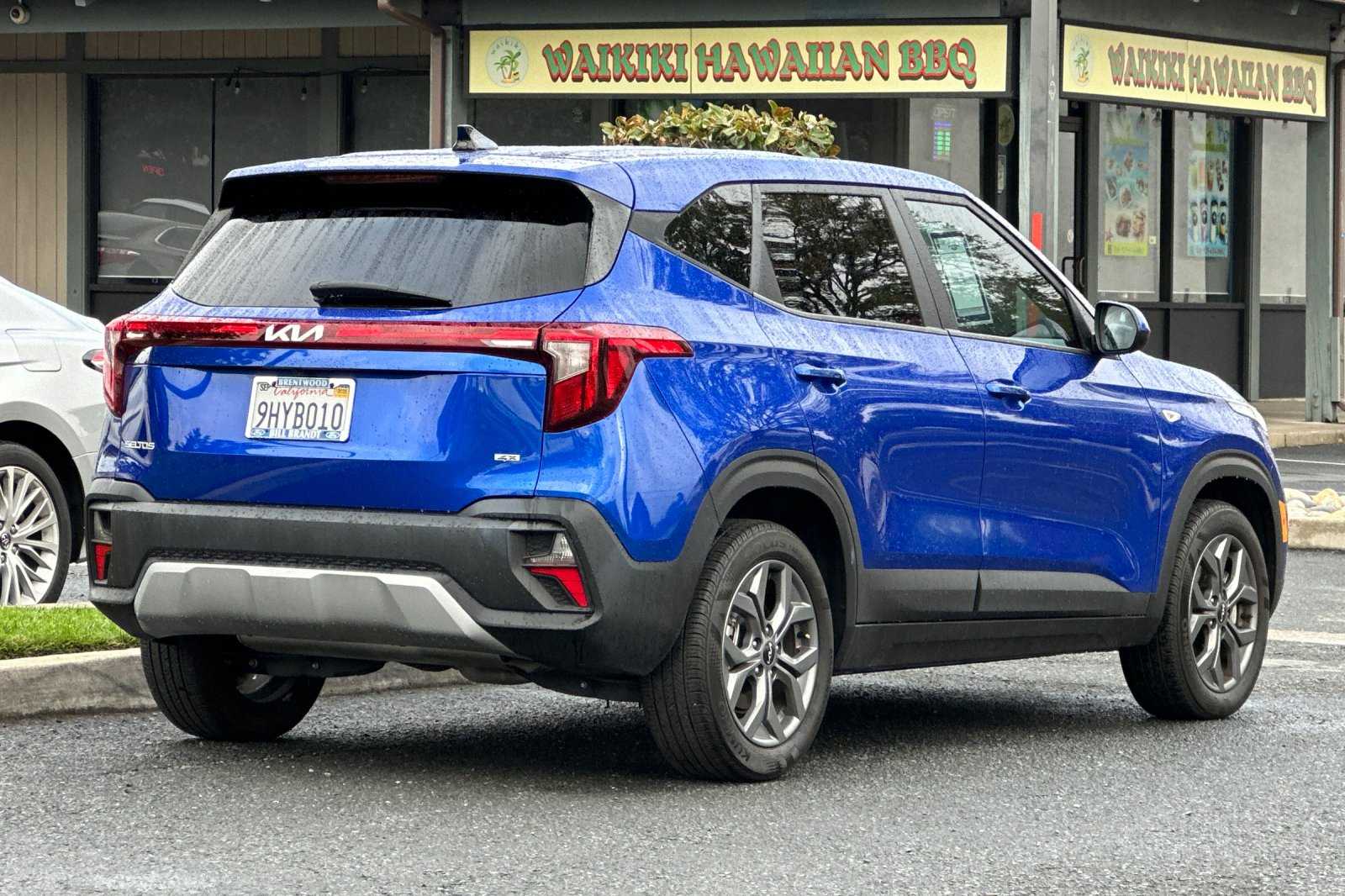 2024 Kia Seltos LX photo 3