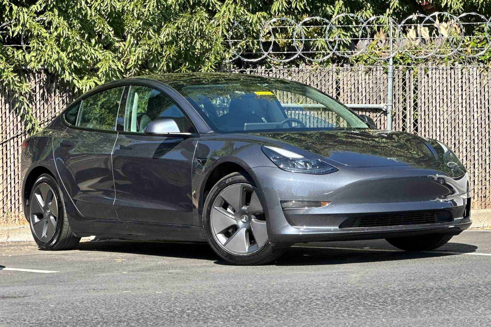 Used 2023 Tesla Model 3 Base with VIN 5YJ3E1EA4PF543899 for sale in Brentwood, CA