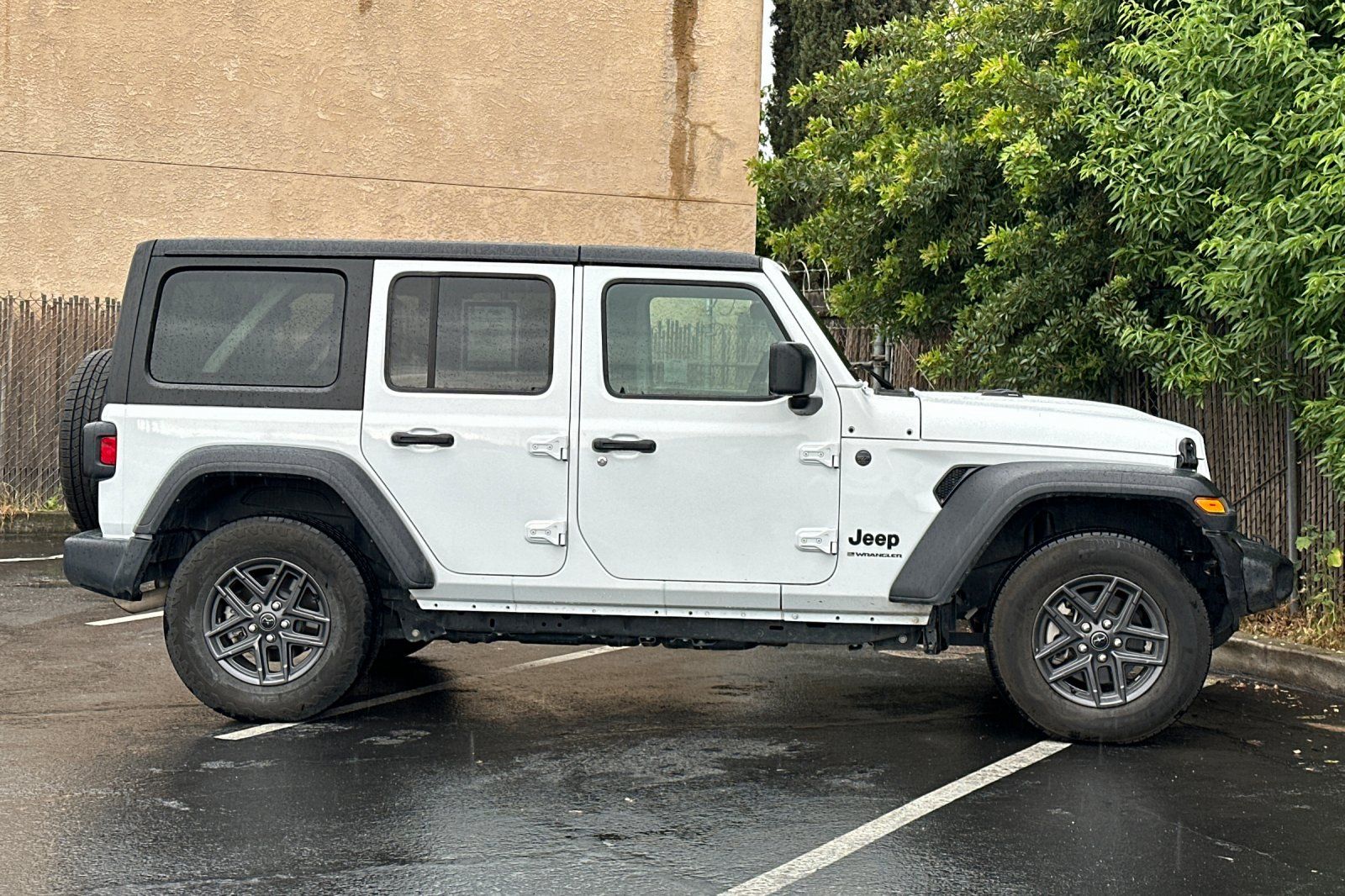 2024 Jeep Wrangler Sport S photo 5