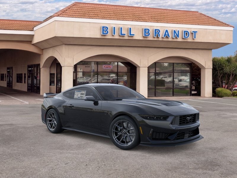 2026 Ford Mustang Dark Horse