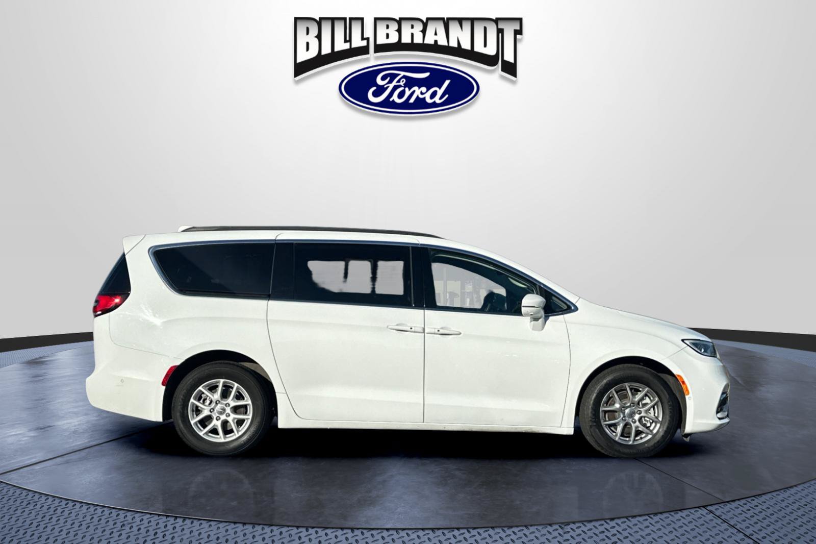 Certified 2022 Chrysler Pacifica Touring L with VIN 2C4RC1BG0NR219214 for sale in Brentwood, CA