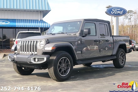 2023 Jeep Gladiator Overland Crew Cab Short Bed Truck