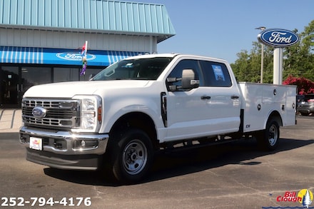 2025 Ford Chassis Cab F-350 XL TRUCK