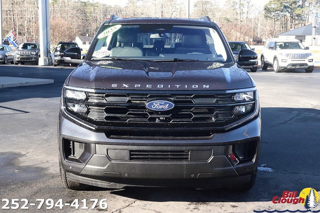 Used 2025 Ford Expedition MAX Active SUV