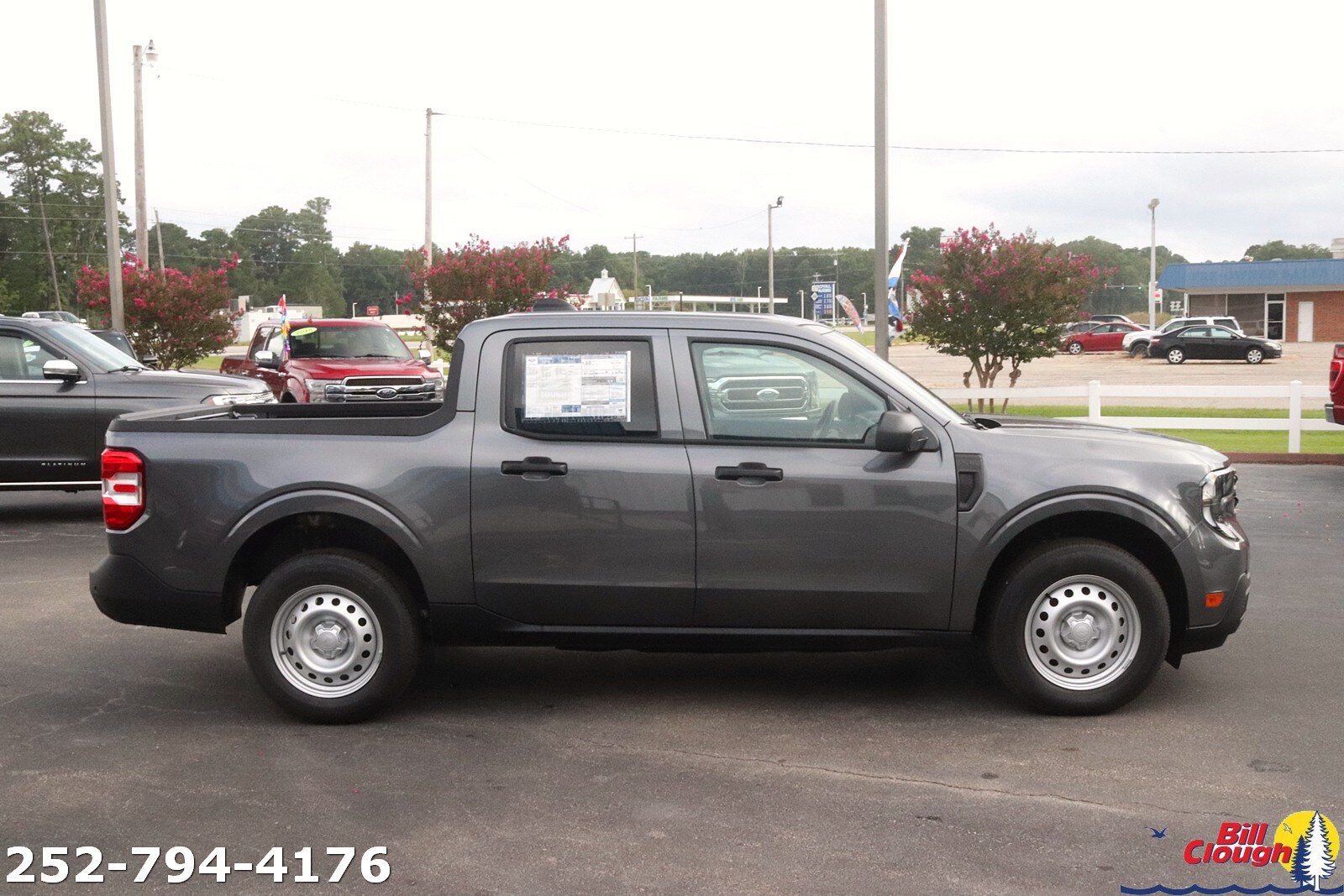 2025 Ford Maverick XL photo 4